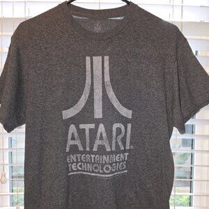 Atari Vintage Graphic Tee – Size Medium 🎮✨